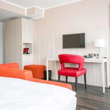 Western Airport Duesseldorf - 3*