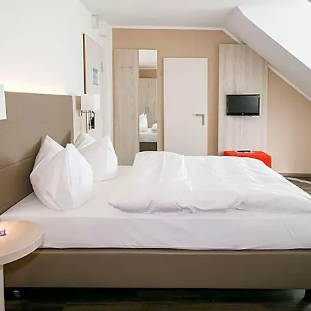 Western Airport Duesseldorf -