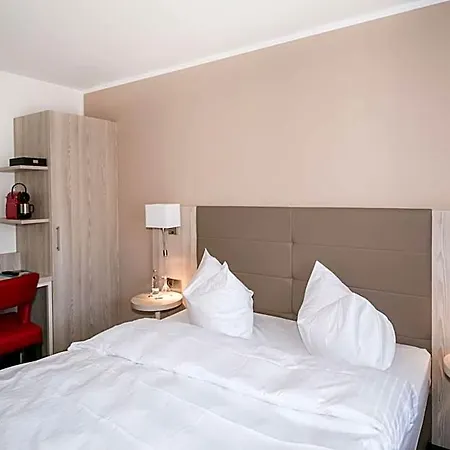 Western Airport Duesseldorf -