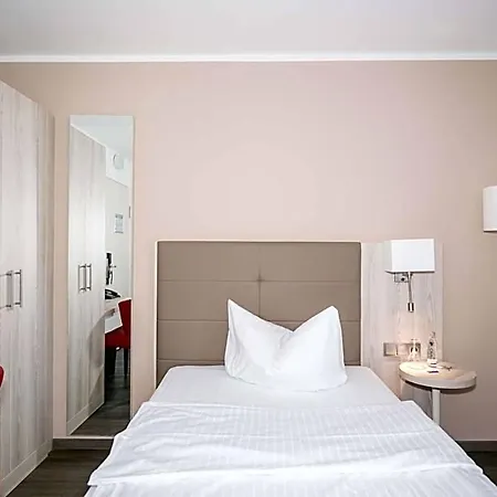 Otel Western Airport Duesseldorf - 3*