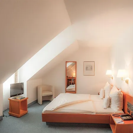 Western Airport Duesseldorf - Ratingen