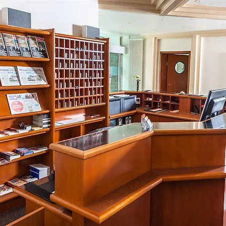 Western Airport Duesseldorf - Ratingen