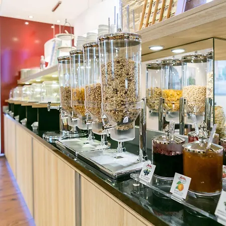 Western Airport Duesseldorf - 3*