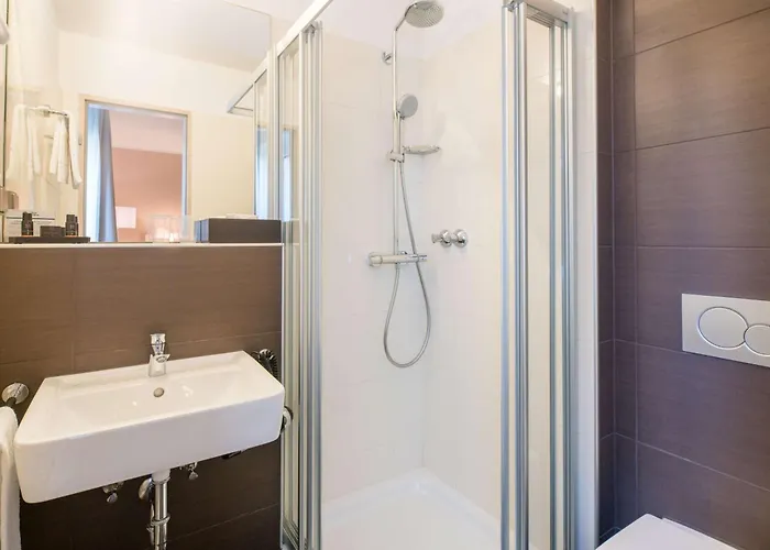 Western Airport Duesseldorf - Ratingen