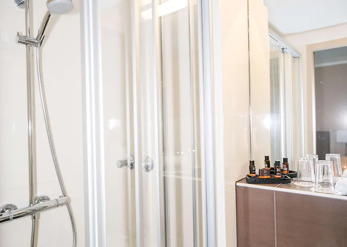 Western Airport Duesseldorf - Otel