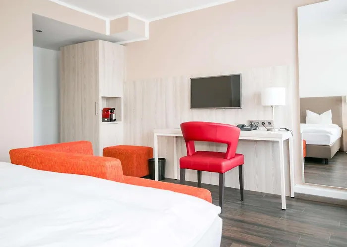 Western Airport Duesseldorf - 3*