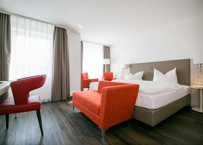 Western Airport Duesseldorf - 3*