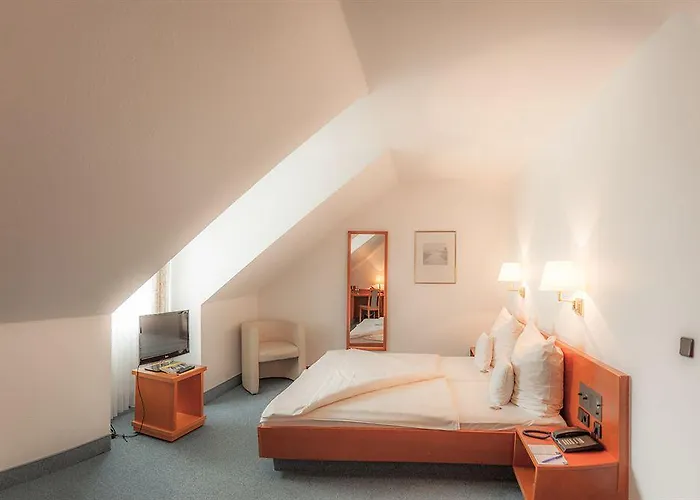 Western Airport Duesseldorf - Ratingen